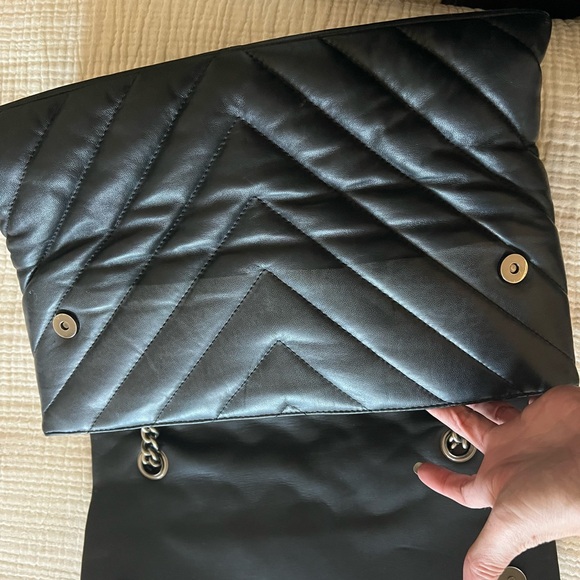 Kurt Geiger XXL Black Quilted Kensington Shoulder Bag - Picture 7 of 10